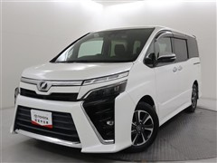 トヨタ　ヴォクシー ZS キラメキ