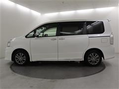 ヴォクシー ZS キラメキ Z
