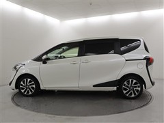 シエンタHV ファンベースG クエロ