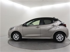 ヤリス G