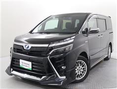 トヨタ ヴォクシー HV ZS キラメキ2