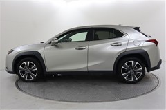 UX250h バージョンL