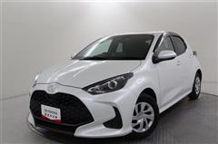 トヨタ　ヤリス HV G