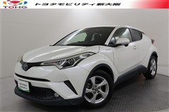 トヨタ C-HR HV S