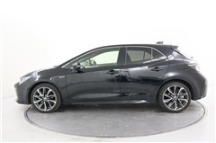 カローラスポーツ G Z