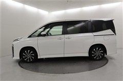 ヴォクシー HV S-Z