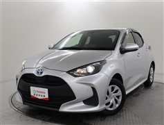 ヤリス HV X