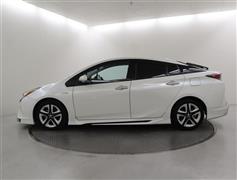 プリウス A ツーリングセレクション