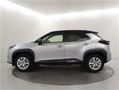 ヤリスクロス HV G