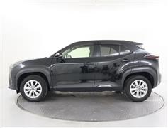 ヤリスクロス HV G