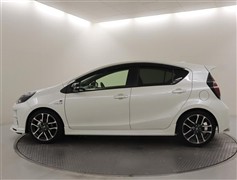 アクア G GRスポーツ17インチP