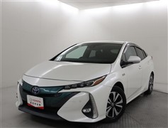 プリウスPHV A