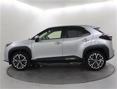 ヤリスクロス HV Z