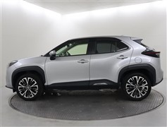 ヤリスクロス HV Z