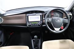 カローラアクシオ G