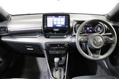 ヤリス ハイブリッド G