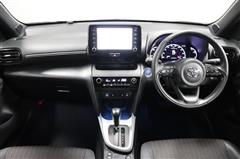 ヤリスクロスHV Z