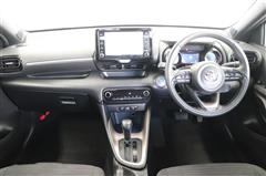 ヤリス ハイブリッド Z