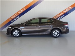 カムリ X