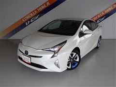 プリウス Aツーリングセレクション