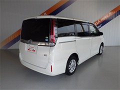 ノア ハイブリッドG