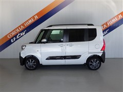 タント ファンクロス 4WD