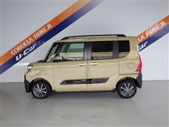 タント ファンクロス 4WD