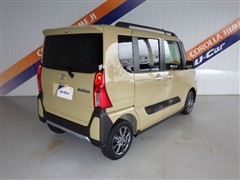 タント ファンクロス 4WD