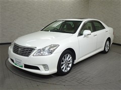 クラウン ロイヤルサルーン