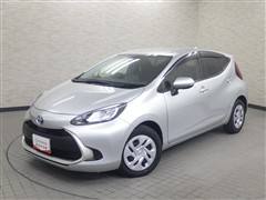 トヨタ アクア G