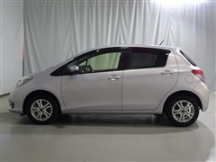 ヴィッツ F スマイルエディション