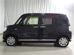 ムーヴキャンバス ブラックインテリ