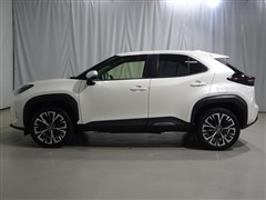 ヤリスクロス ハイブリッド G