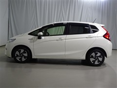 フィット HYBRID Lパッケージ