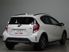 アクア クロスオーバー