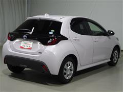 ヤリス ハイブリッド X