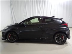 GRヤリス RZ ハイパフォーマンス