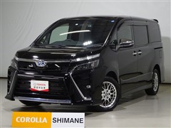 トヨタ　ヴォクシー HV ZSキラメキ3