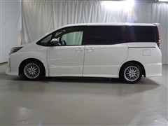 ノア ハイブリッド SI