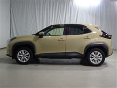 ヤリスクロス ハイブリッド G