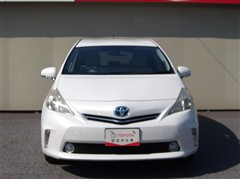 プリウスアルファ S