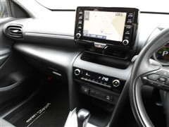 ヤリスクロス ハイブリッド G