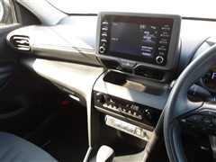 ヤリスクロス HEV X