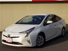 プリウス Sセ-フティ-プラス