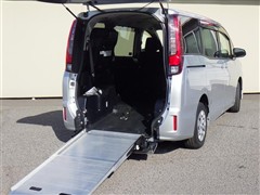 ノア X クルマイススロ-プタイプ1