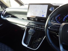 ヴォクシー ハイブリッド S-Z