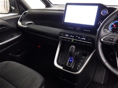 ノア ハイブリッド S-G