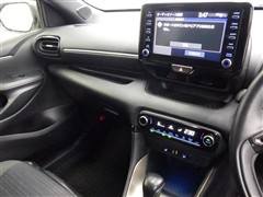 ヤリス ハイブリッド Z