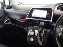 シエンタ G クエロ