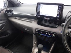 ヤリス ハイブリッド G